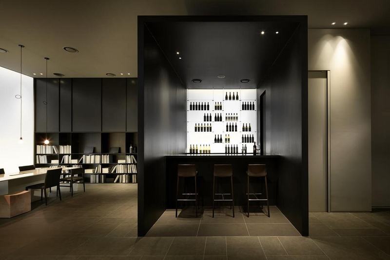 Shilla Seocho Gangnam Station 4*