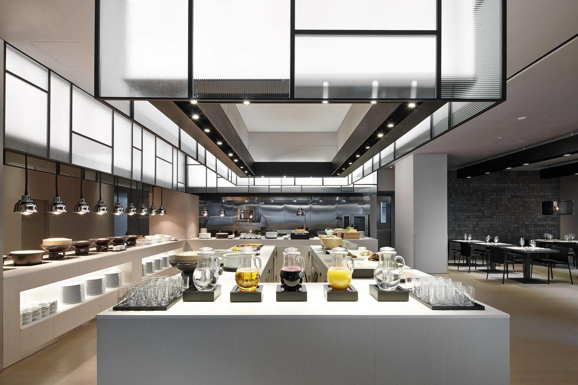 Shilla Seocho Gangnam Station Hotel