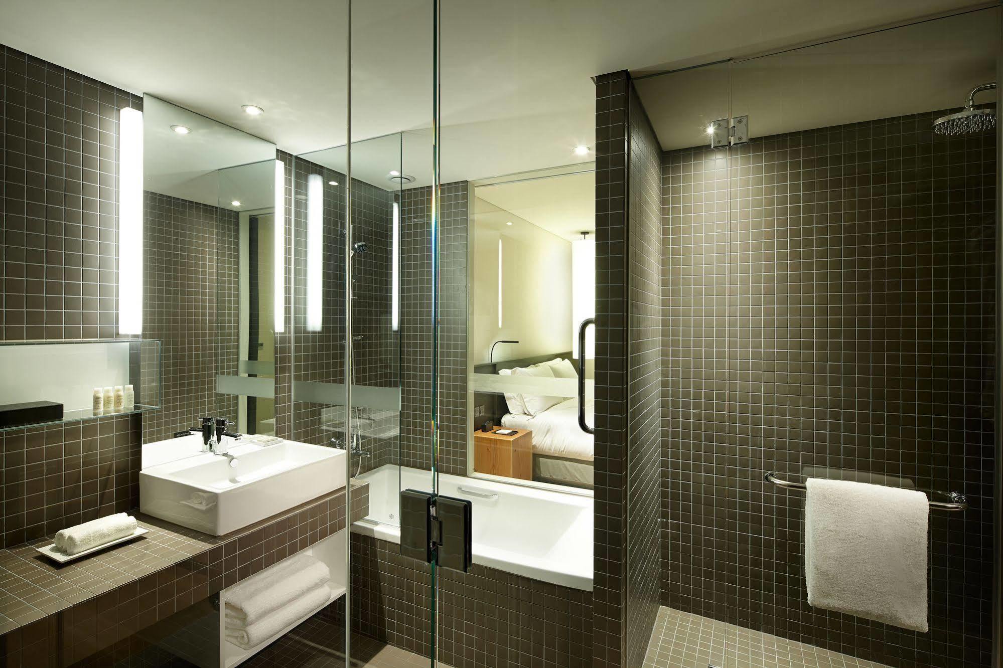 Hotel Shilla Seocho Gangnam Station